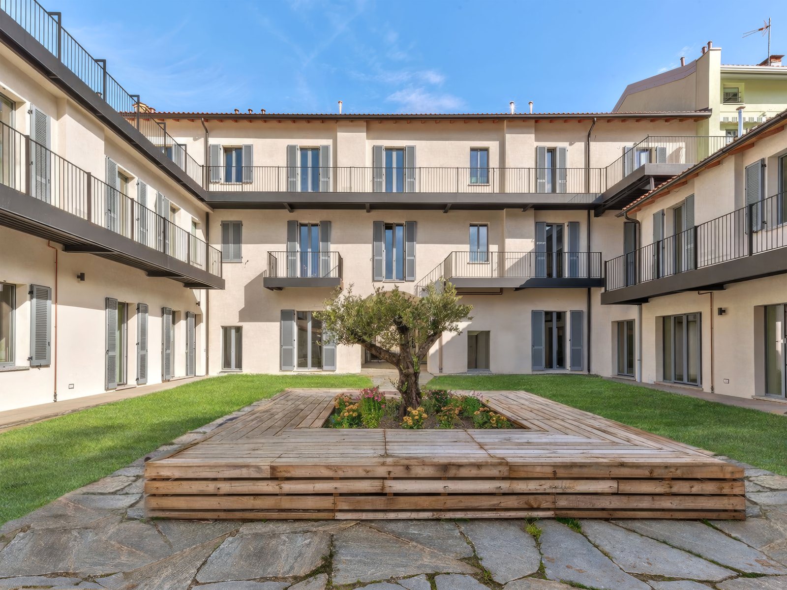 Corte Visconti, residenze nel centro di Lecco — foto 1